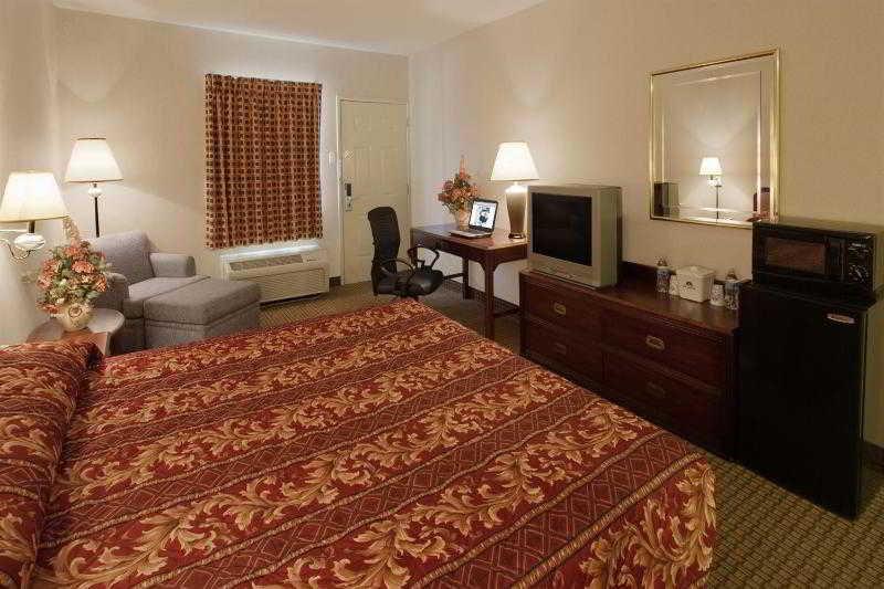 Travelodge By Wyndham New Braunfels Bagian luar foto