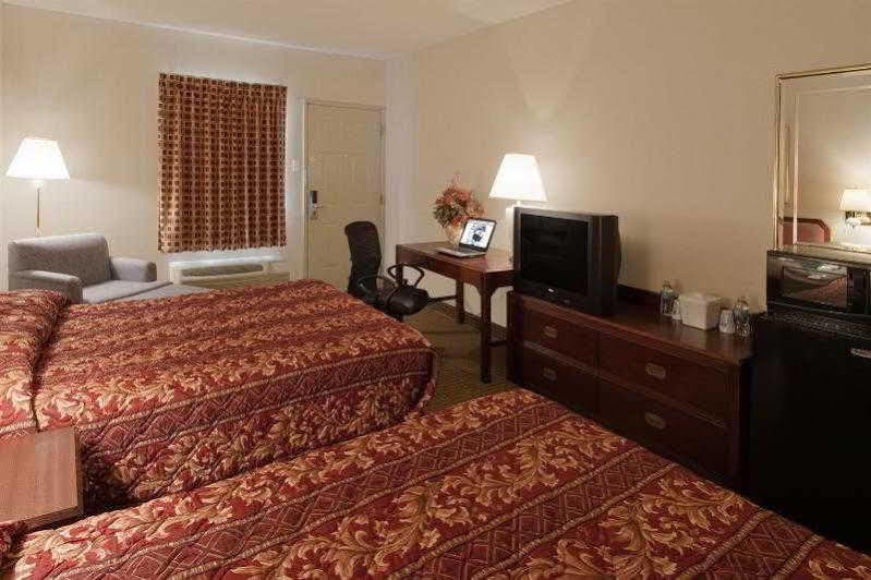 Travelodge By Wyndham New Braunfels Bagian luar foto
