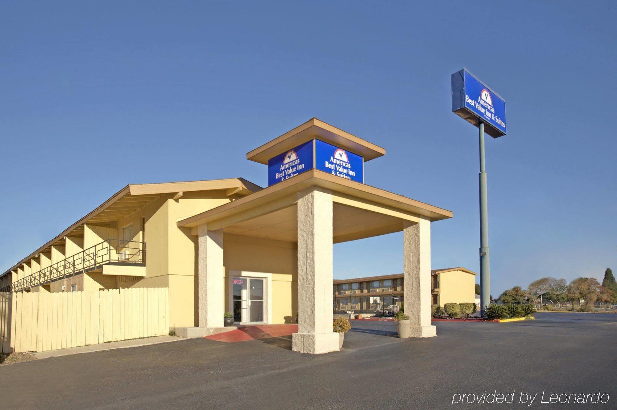 Travelodge By Wyndham New Braunfels Bagian luar foto