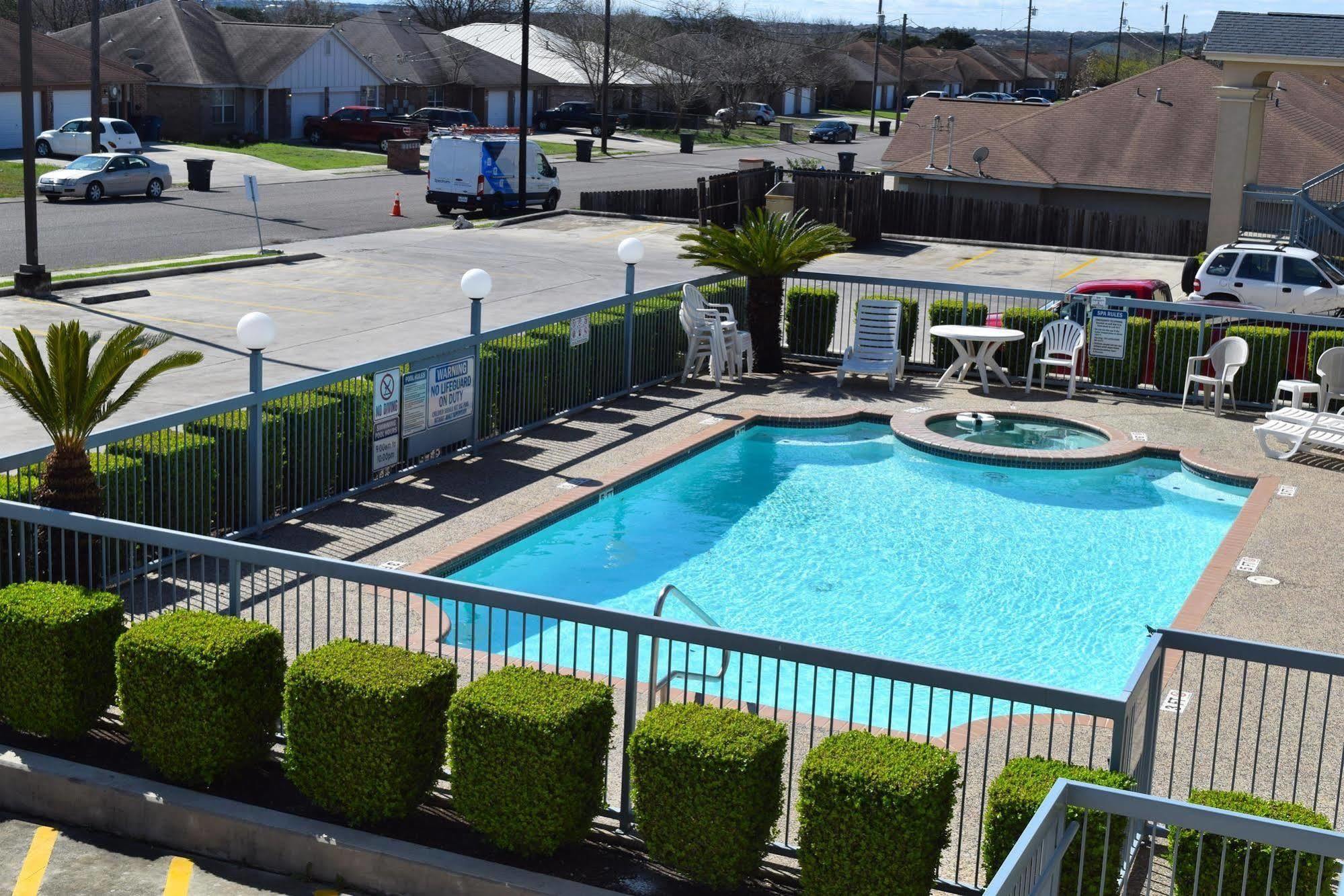 Travelodge By Wyndham New Braunfels Bagian luar foto